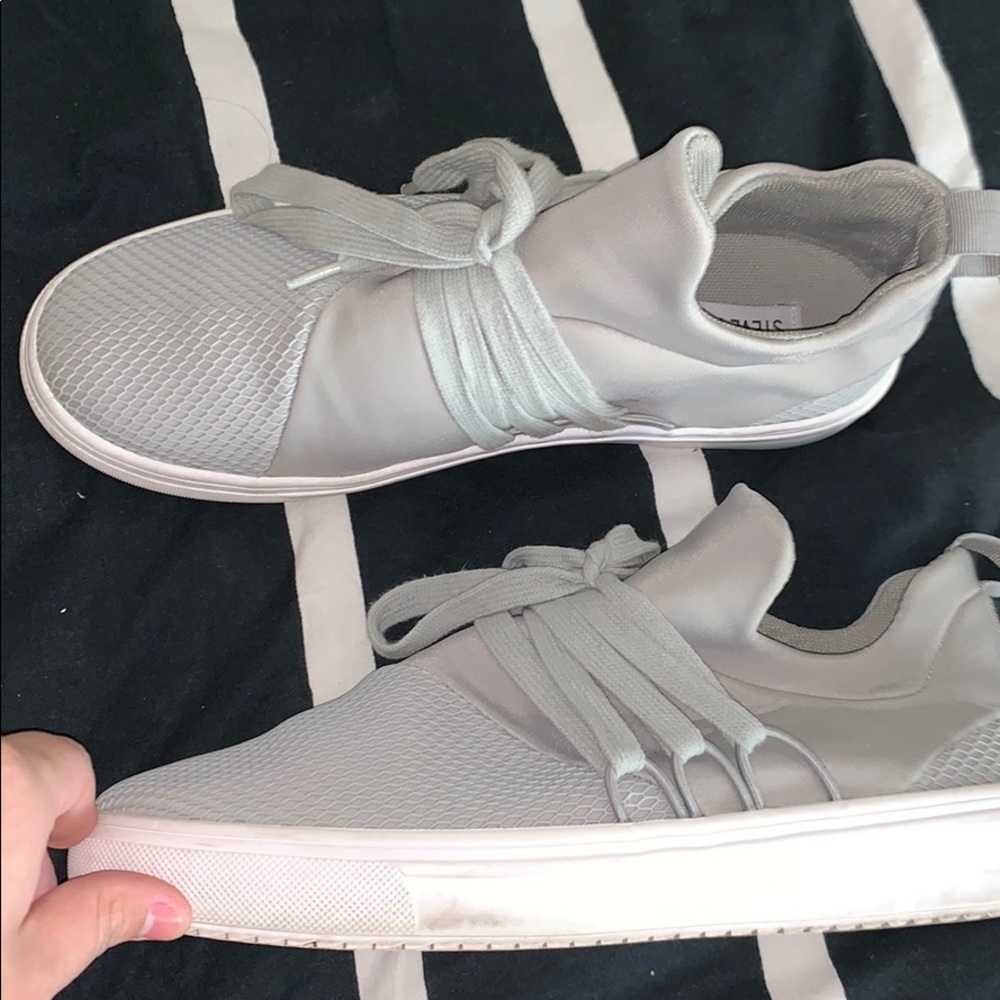 Steve Madden Lancer Sneakers